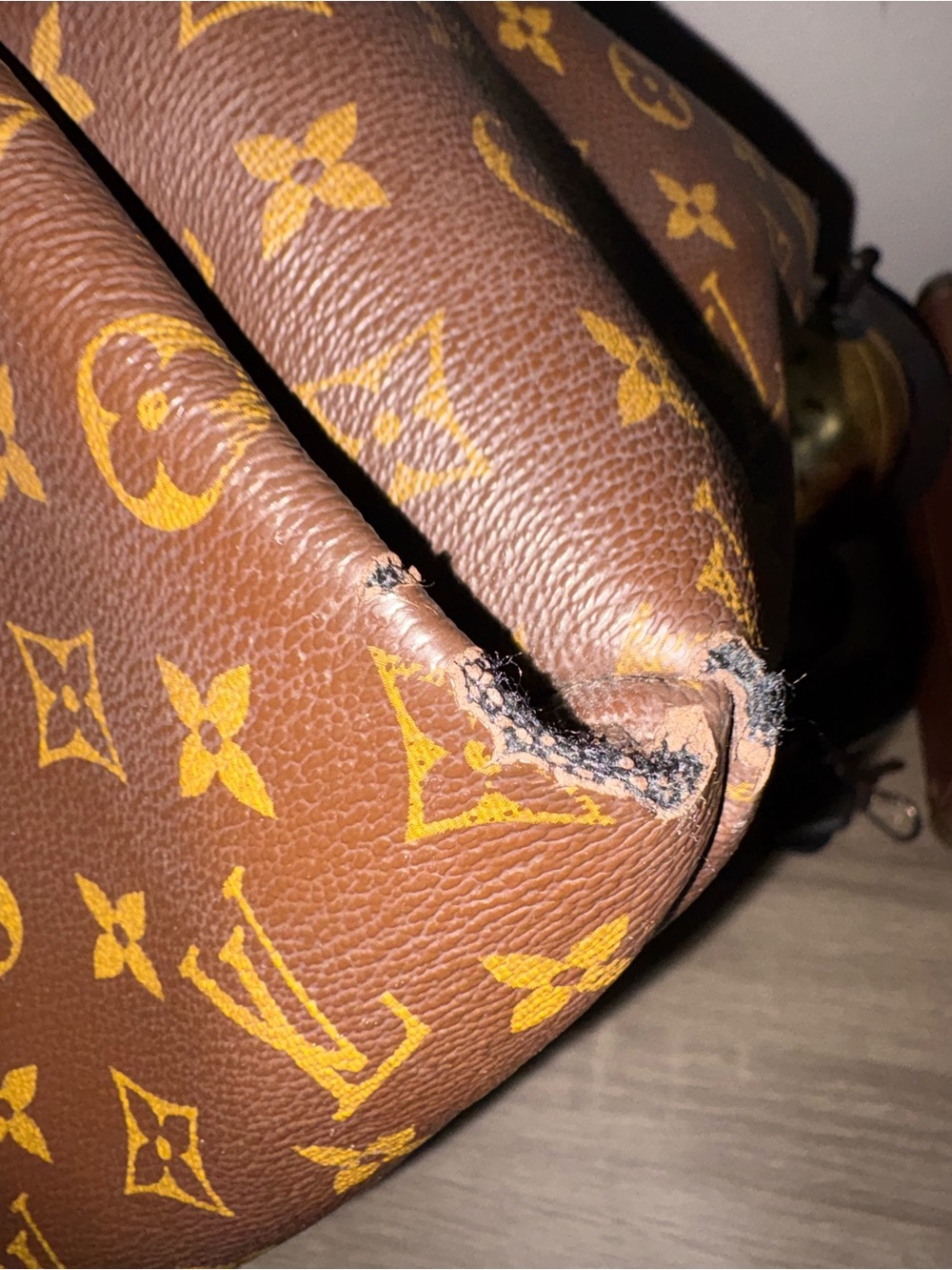 Louis Vuitton Monogram Artsy MM Tote in Brown and Tan- The Real Real with pics - Picture 7 of 13